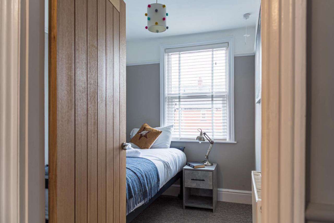 Apartamento Comfortable 5-bedroom House In Cheltenham