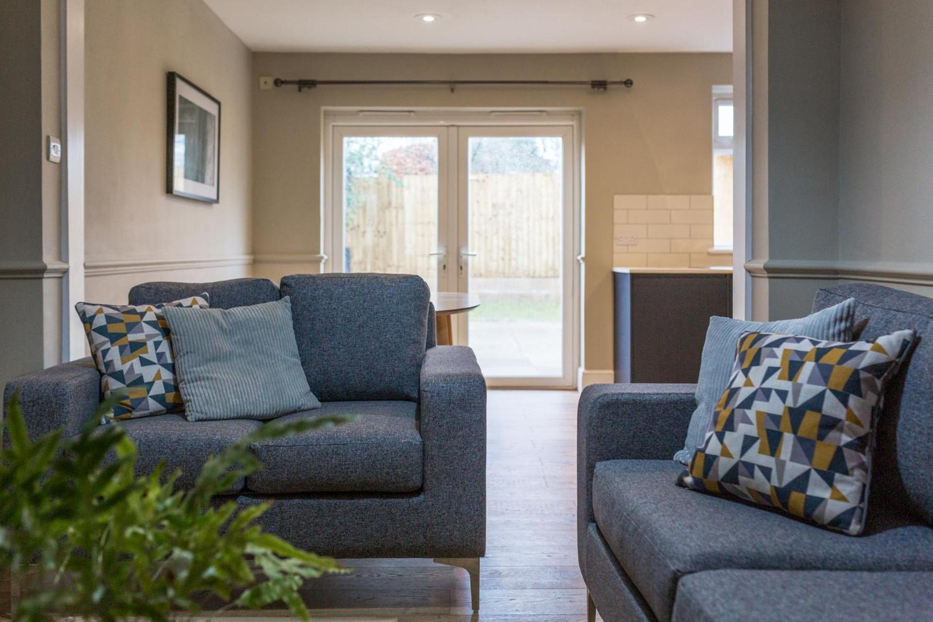 Comfortable 5-bedroom House In
