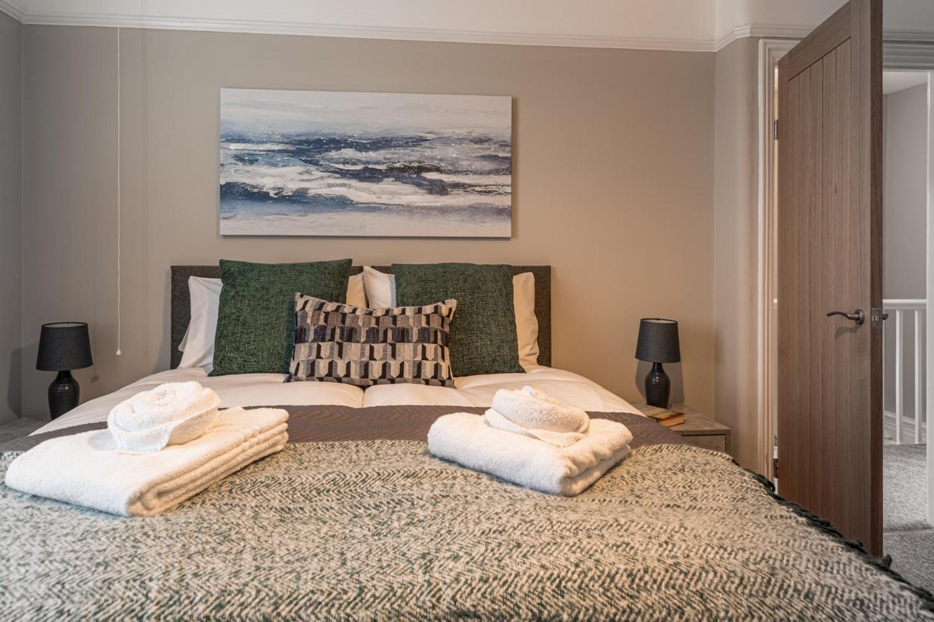 Comfortable 5-bedroom House In *